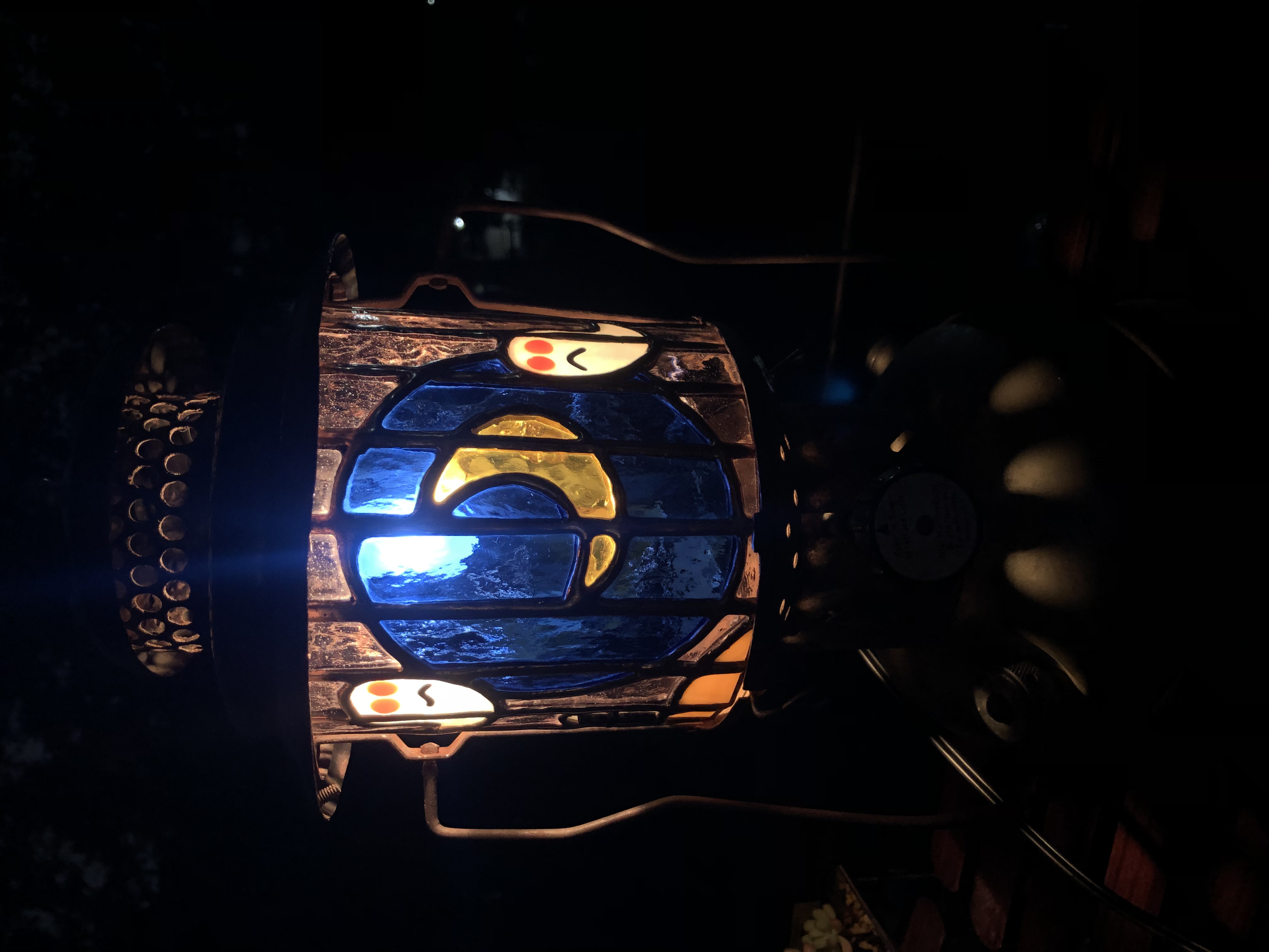 正面夜” >　<BR><p><IMG src=